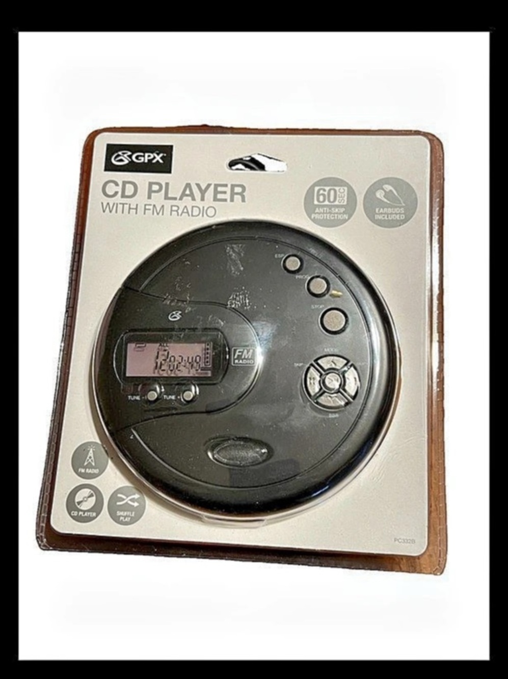 GPX PC332B Portable CD Player with FM Radio NWT